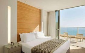 Neve David Hotel  5*